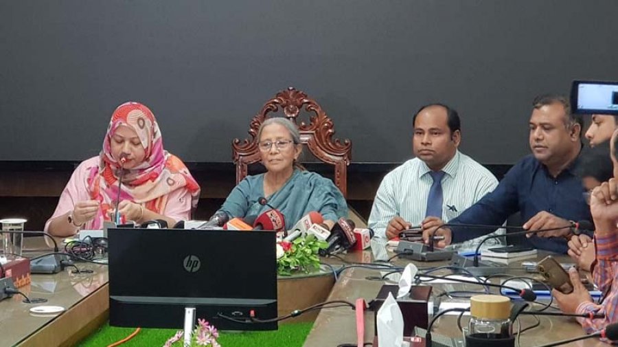 ইলিশের দামটা আমরা কমাতে পারিনি: উপদেষ্টা